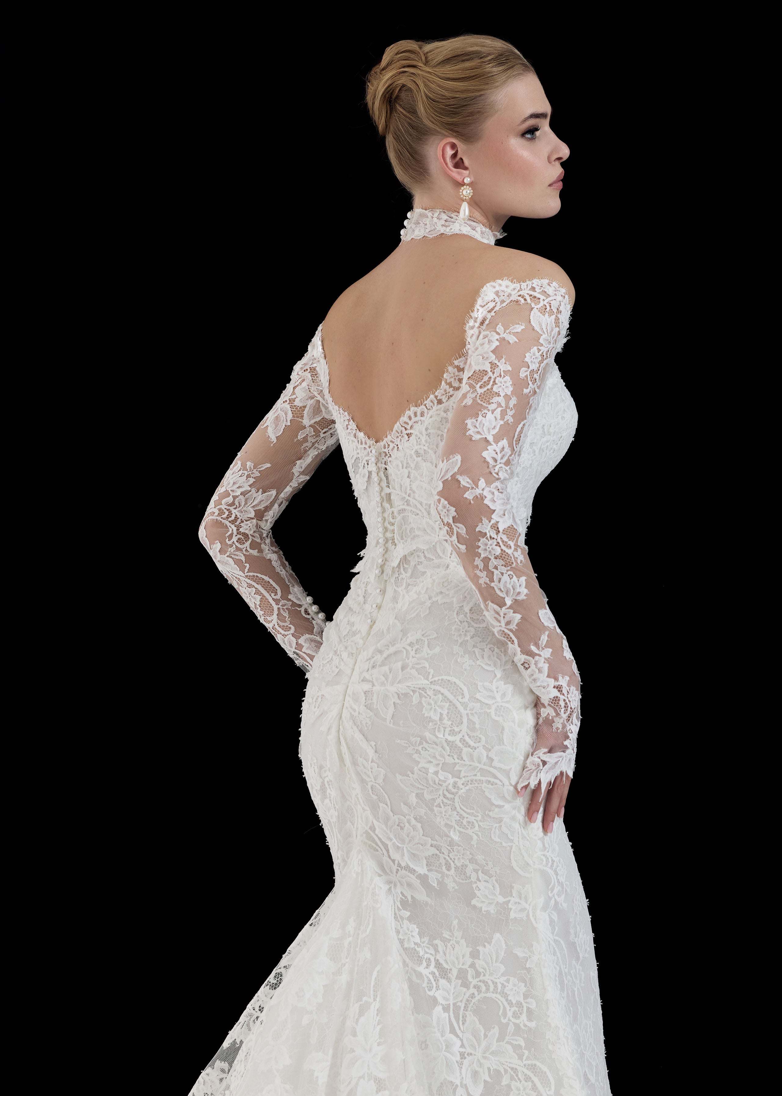sweetheart neckline and fitted strapless Chantilly lace bodice with basque waist