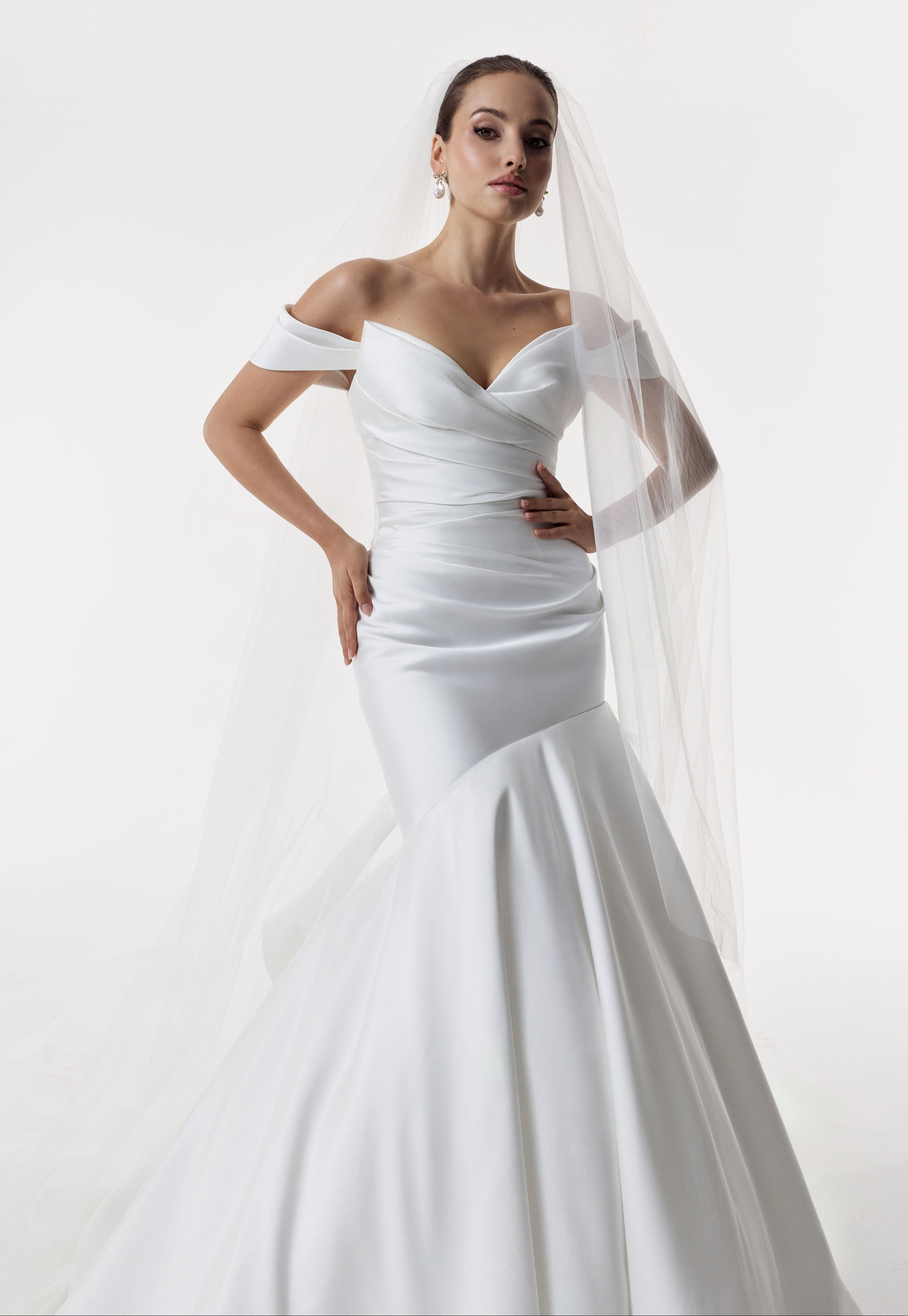 cat eye sweetheart neckline with dropped straps and Mikado pleated fitted mermaid dress